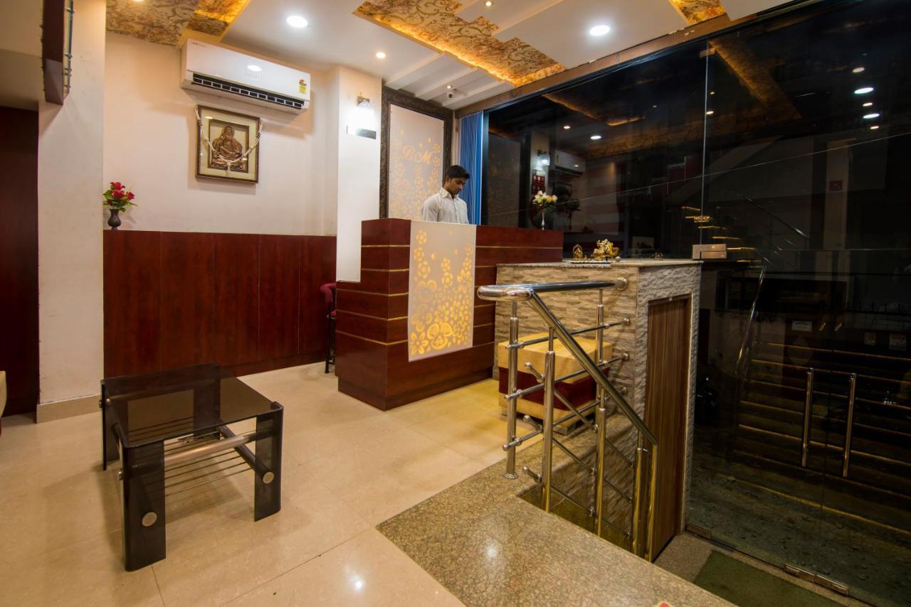 Hotel Bleue Mont Varanasi Dış mekan fotoğraf