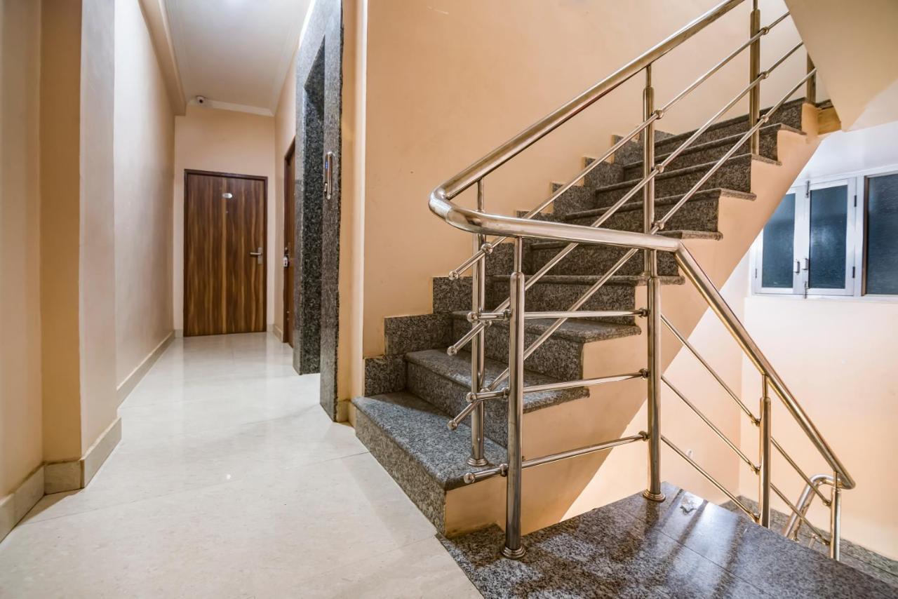 Hotel Bleue Mont Varanasi Dış mekan fotoğraf