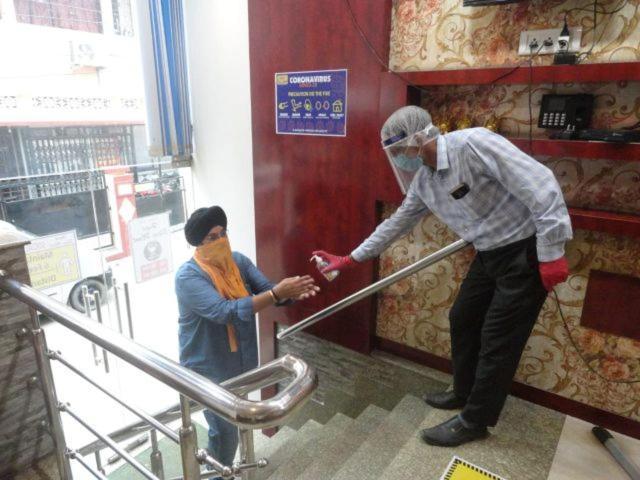 Hotel Bleue Mont Varanasi Dış mekan fotoğraf